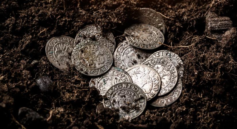 Nagy Lajos király dénárja is előkerült egy szigligeti ásatáson