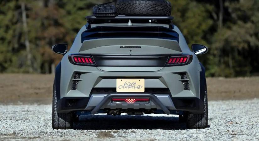 Sportautóból terepjáró? Elég menő lett!