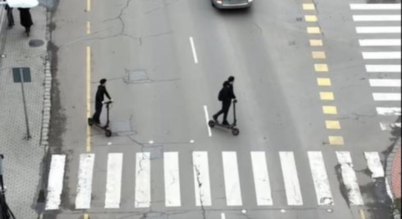 Döbbenet: fittyet hánynak a szabályoknak és a józan észnek is az e-rolleresek – videó