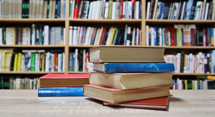 Irodalomterápia és Design Kiállítás is várja a pécsieket