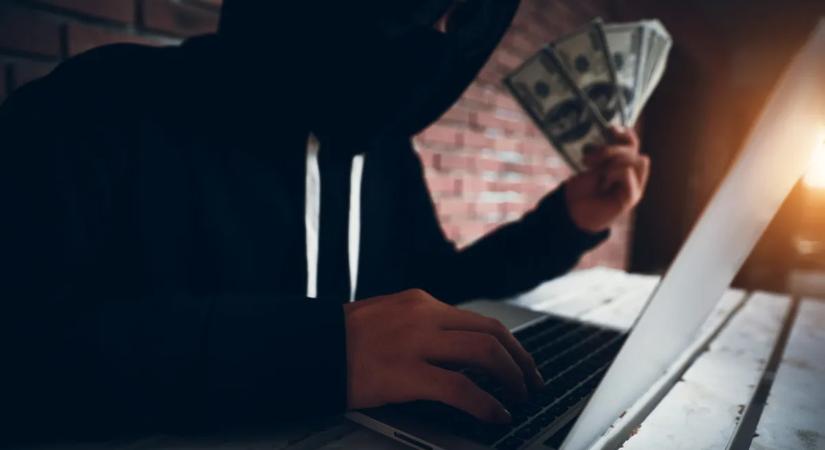 Mesteri csalás: közel hárommillióval húzták le a férfit percek alatt!