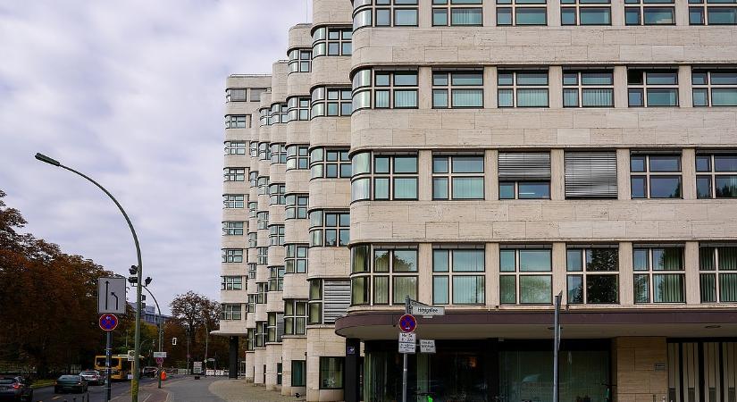 A Bauhaus ismét hódító útjára indul Európában, hogy ne kelljen ronda lakóparkokban élnünk