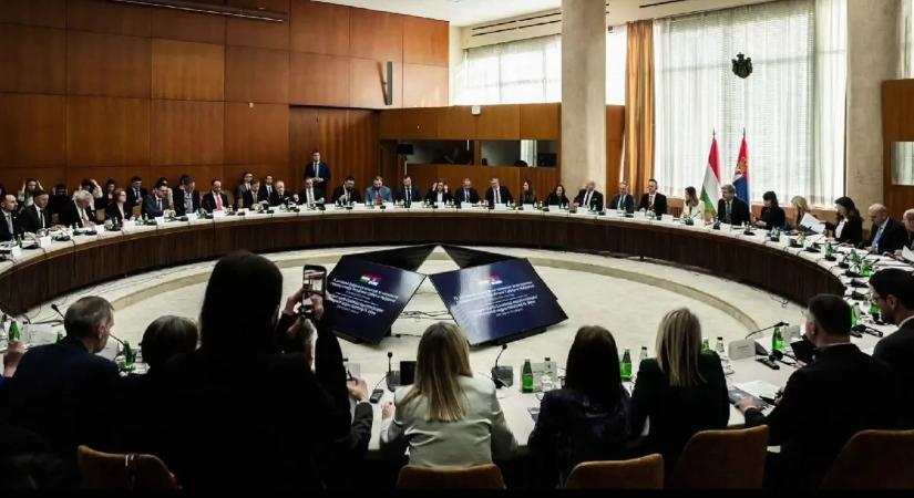 Szijjártó elárulta mennyibe fog kerülni egy jegy a Budapest-Belgrád vonatra