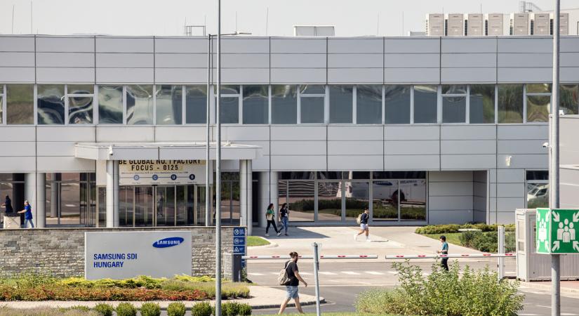 Újabb szemtanú számolt be az akkumulátorgyárban történtekről: mérgező fekete por terjedt a gödi Samsung-gyárban