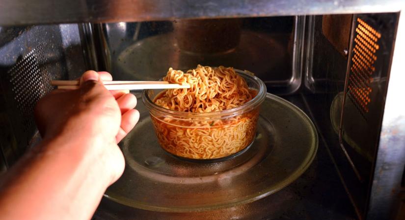 Elképesztő, milyen káros hatása van a bolygóra a mikrós ételeknek