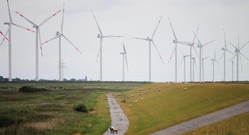 220 méteres szélturbinákat telepítenek a Kisalföldön