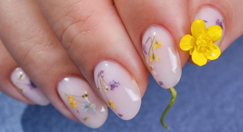 5 hordható körömtrend, ami mindent visz 2026 tavaszán