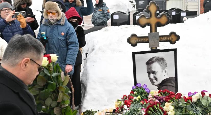 Trumpék később még elővehetik Navalnij megmérgezését, most inkább a tárgyalást helyezik előtérbe az oroszokkal