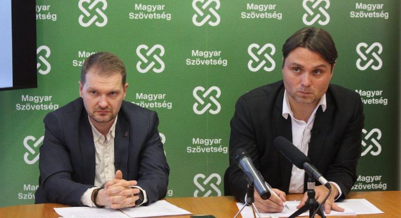 Fekete szalag és földügyek: a 80. évfordulón közel száz friss elkobzási ügyről beszélt a Magyar Szövetség