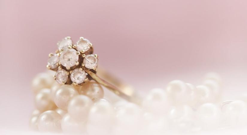 Rémisztő eredmények: akár rákot is okozhatnak a Kínából rendelt bizsu ékszerek