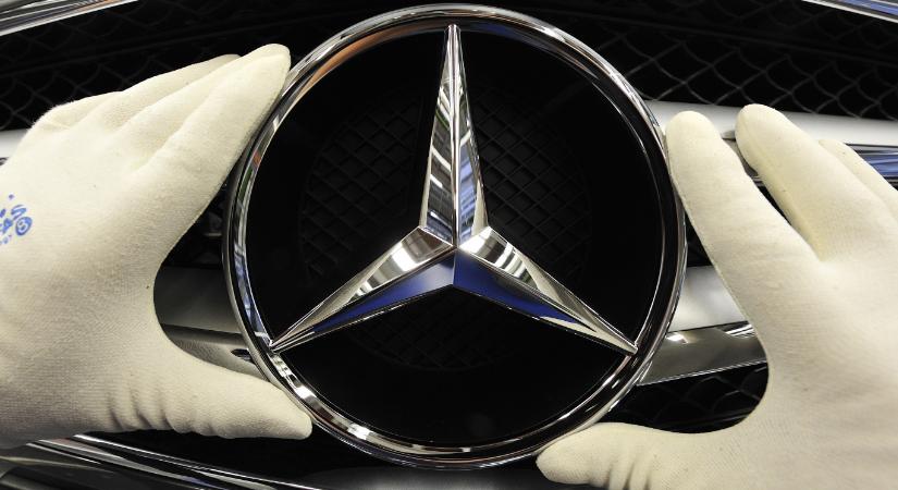 Orbán a Mercedes fejlődésével dicsekedett, de az AfD listavezetője másként gondolja