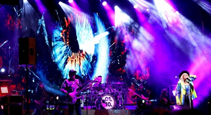 Ingyen buli az egész országban – jön a Szerencsekoncert!