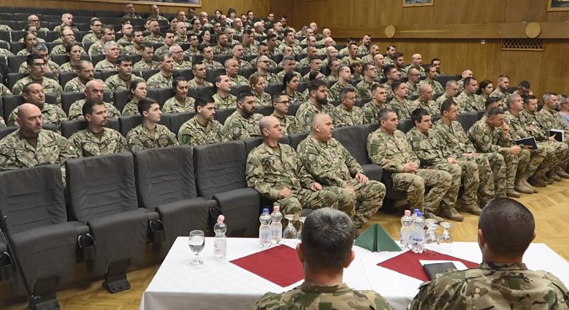 Egy évre új parancsnoka lesz a debreceni dandárnak