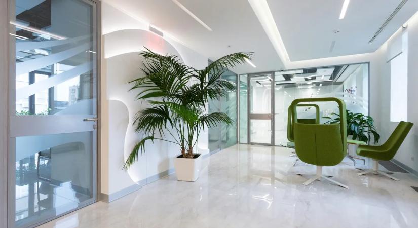 Sokkot kapott az anyuka, óriáscsecsemőnek adott életet