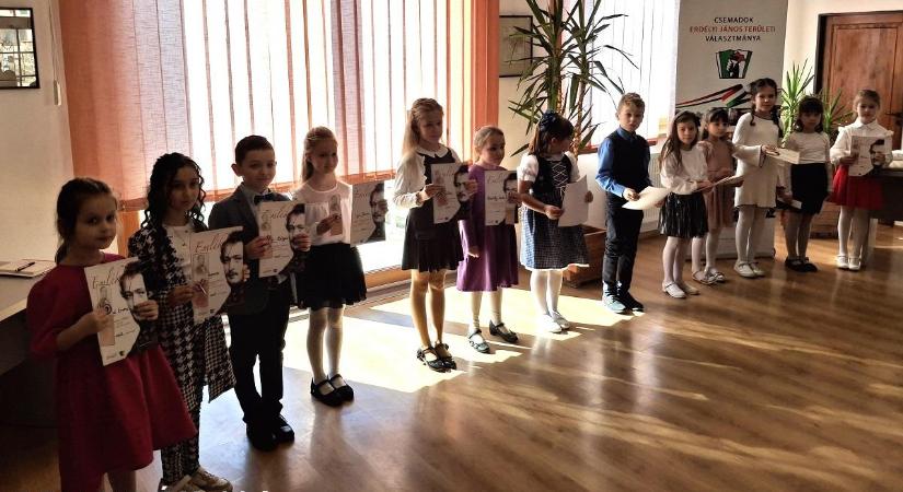 Versek, prózák, előadás – Tompa Mihály szavalóverseny az Ung-vidéken