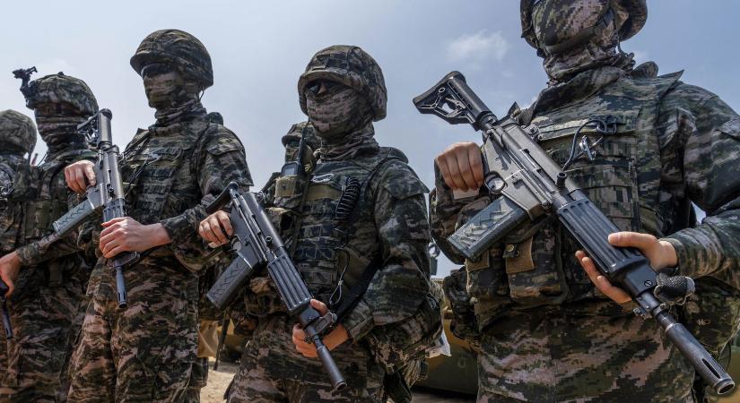 Vészjósló hír érkezett, soroznak a szomszédban, már a magyar szépség is háborúra készül