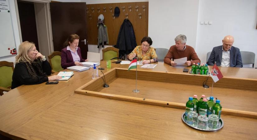 Négyre emelkedett a nyilvántartásba vett jelöltek száma