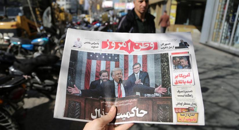 A tárgyalások ellenére továbbra is esélyes az amerikai háború Iránnal