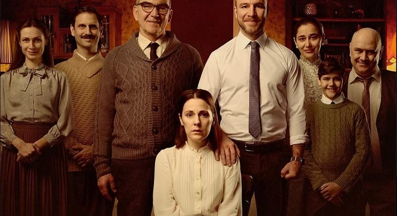 Identitás, család, hatalom és alkalmazkodás – Itt érzem magam otthon filmkritika