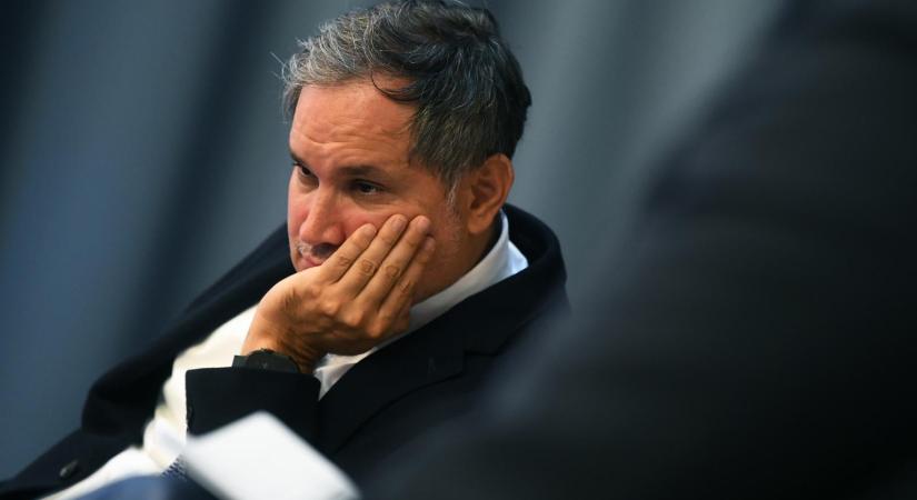 Nagy Márton a banki ügyfelek szintjén keltett zavart, Gulyás Gergelynek kellett mindenkit nyugtatnia