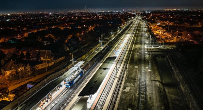 Ez is eljött: elindult a teherforgalom a Budapest-Belgrád vasútvonalon
