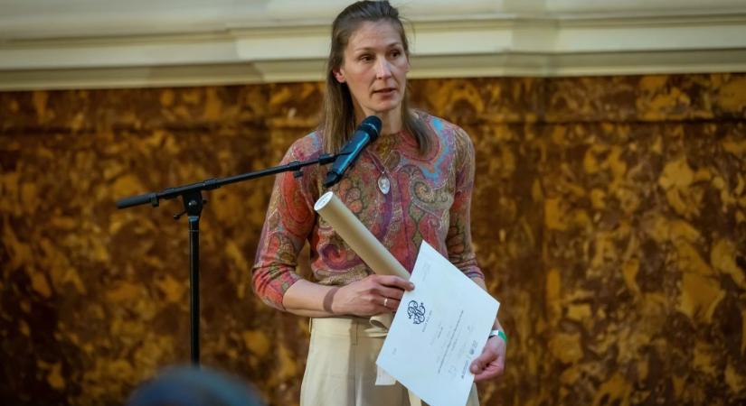 Hírmozaik – február 27.