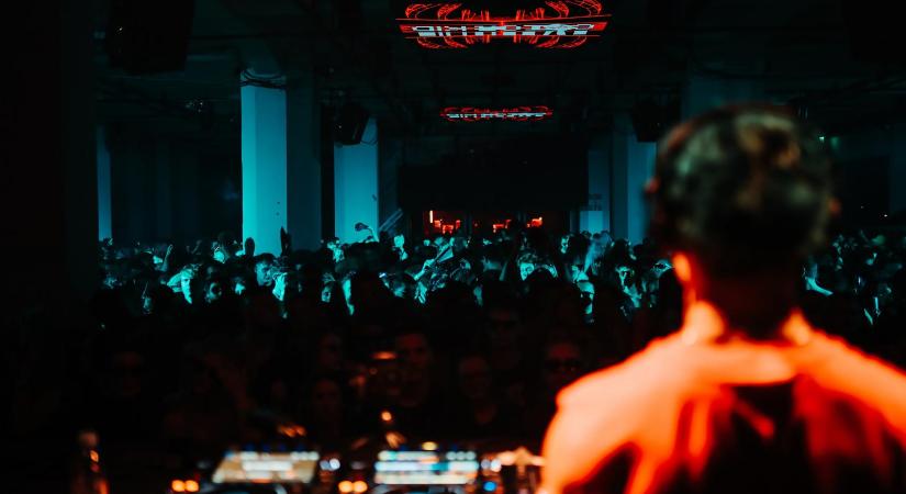 Drogterjesztés miatt két hónapja bezárja a rendőrség az Arzenált