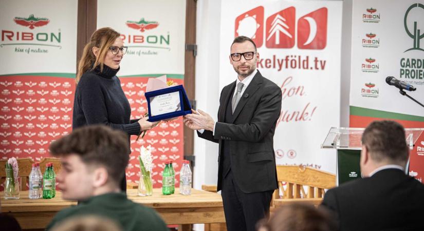 Hargita megye tiszteletbeli turisztikai nagykövete lett Borbás Marcsi