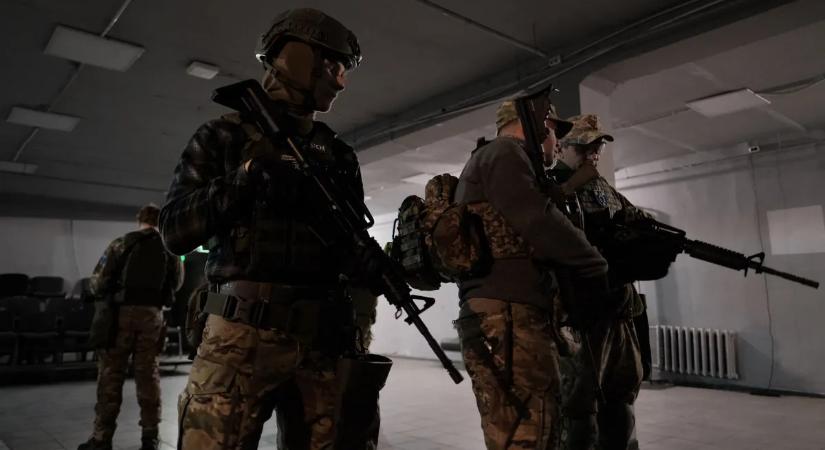 „Ukrán dalokat énekelek a fejemben” – hogyan él Oroszországban egy ukrán nő?