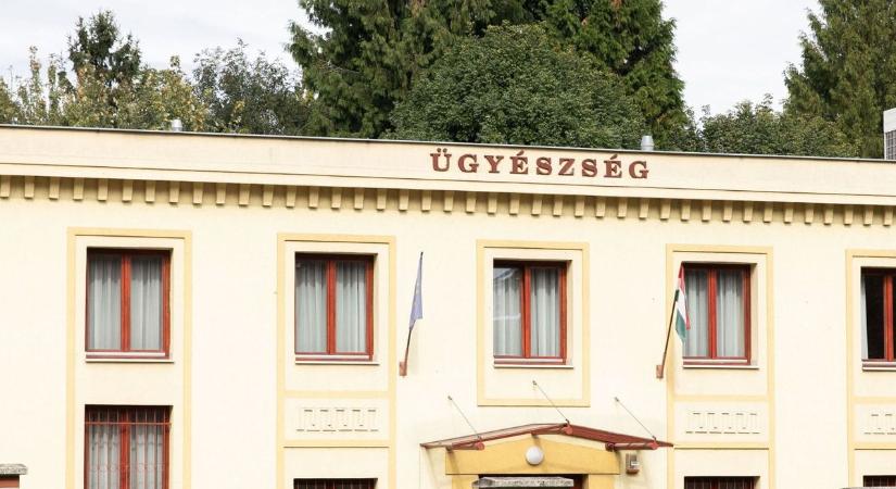 Autókat dobált és pofozkodott egy részeg német Nagykanizsán