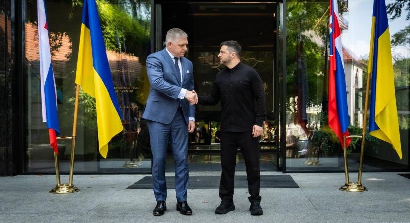 Zelenszkij Ukrajnába hívta a szlovák kormányfőt