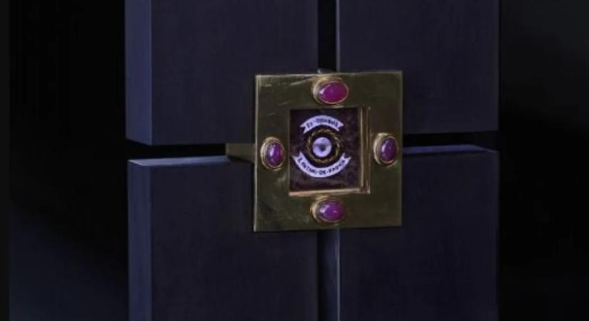 Új ereklye érkezett Székesfehérvárra - ritka alkotás látható a kiállításon