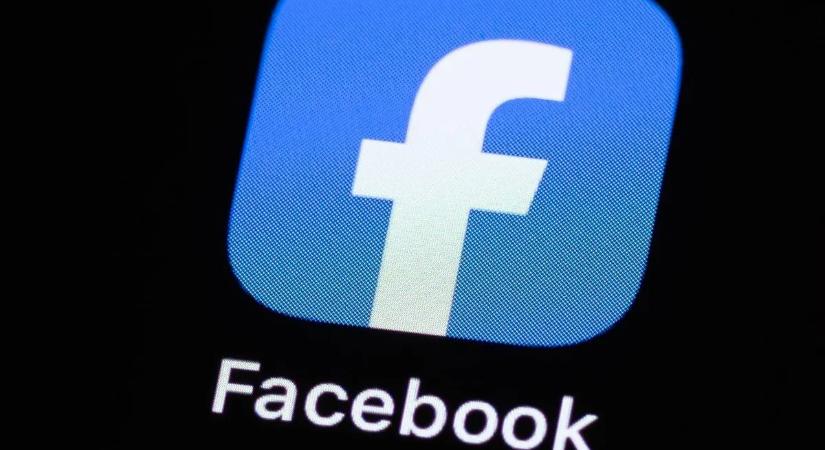 A Facebook is beszállt a választási kampányba, sorra kapcsolja le a jobboldali megyei lapok oldalait