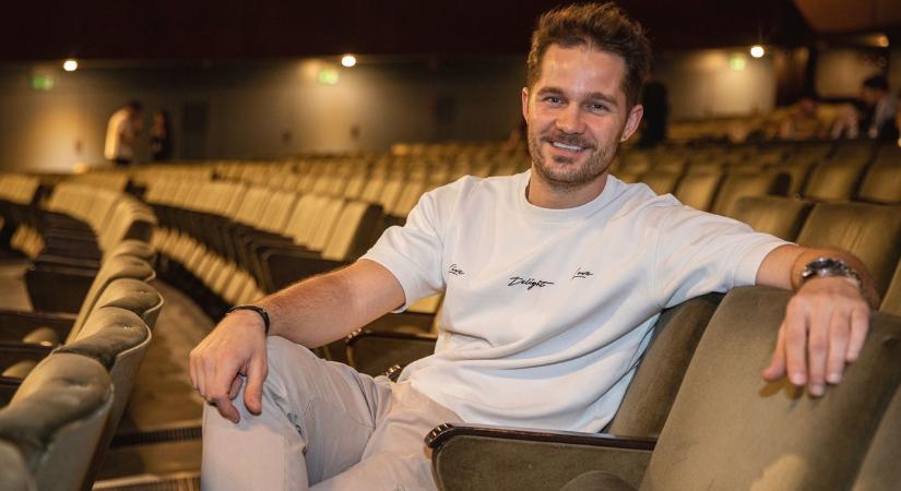 Egy évvel az esküvő után végre nászútra indul Veréb Tamás és Koltai Vivien