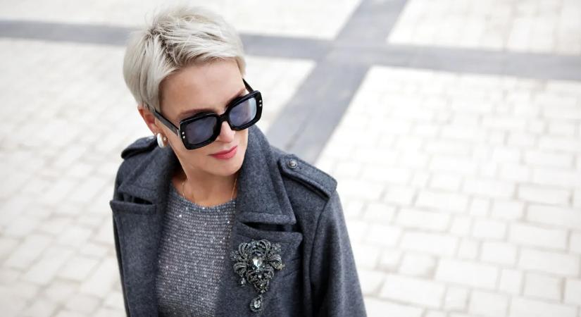 Egyszerű, mégis végtelenül sokoldalú – Nagymamáink kedvenc ékszere újra divatba jött