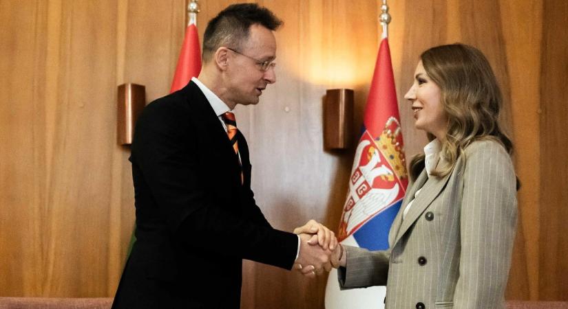 Szijjártó Péter üzent az ukránoknak