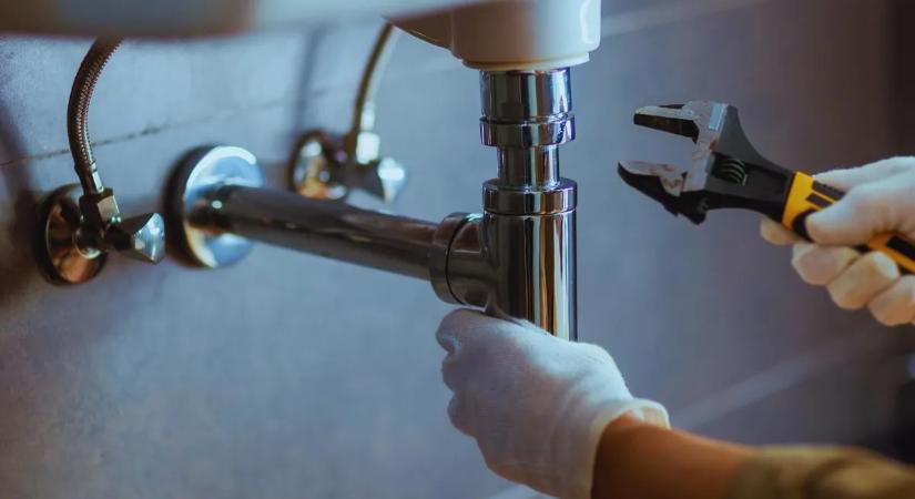 Egy csőtörés nem vár reggelig – miért számít a gyors reagálás Budapesten?