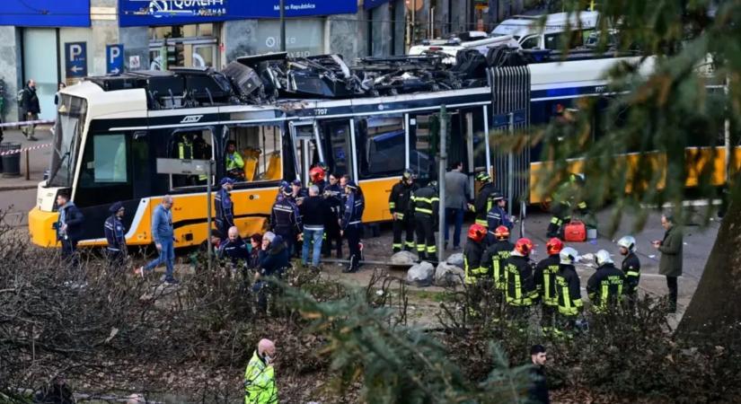 Halálos villamosbaleset: egy ember meghalt, rengetegen megsérültek