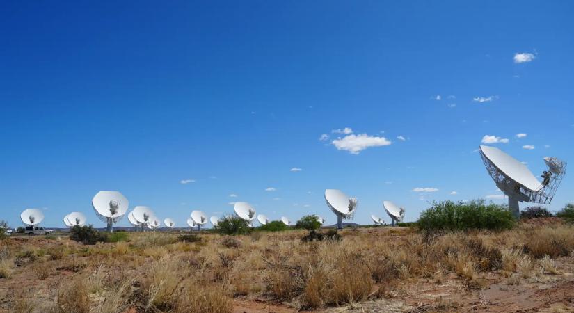 Kisbolygót neveztek el Krasznahorkairól és Tarr Béláról