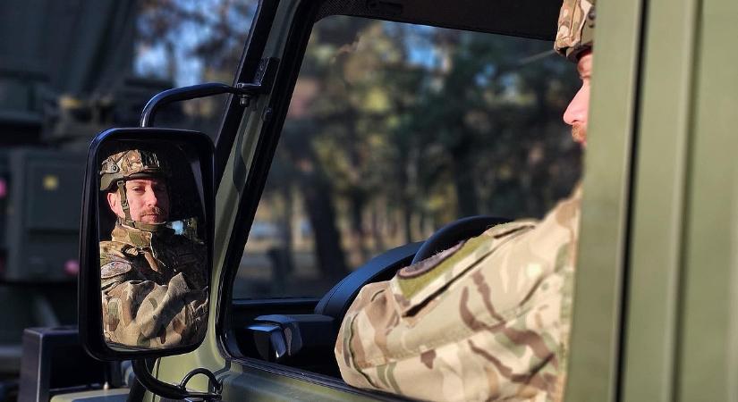 Elkezdődött: elindultak a katonák a kritikus energetikai központokhoz