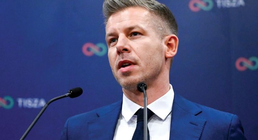 Saját követői kérik számon Magyar Pétert: hallgat az olajblokád ügyében?