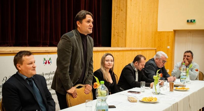 „Nem jöttem nagy reményekkel, de meggyőzött, elnök úr”