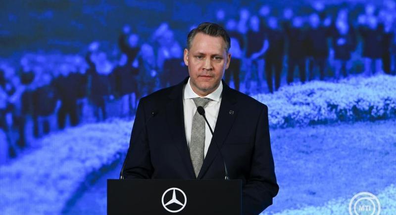 A kecskeméti Mercedes-gyár munkavállalóinak száma elérte az ötezret