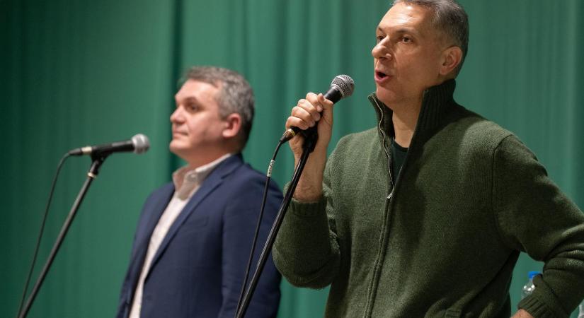 Törvénysértő volt az iskolába szervezett Lázárinfó, 900 ezer forintra büntették a Fidesz jelöltjét