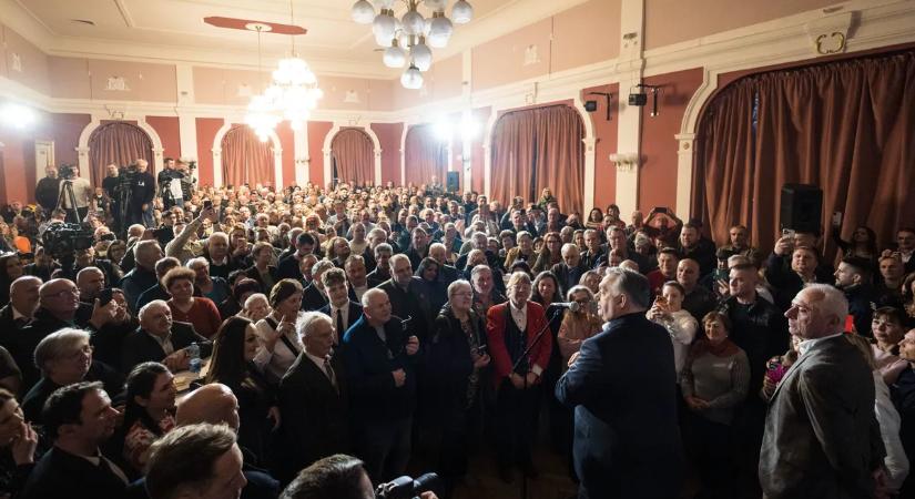 Orbán Viktor: Látszik, hogy az emberek nem akarják feláldozni a jövőjüket Ukrajnáért egy Tisza kormány alatt