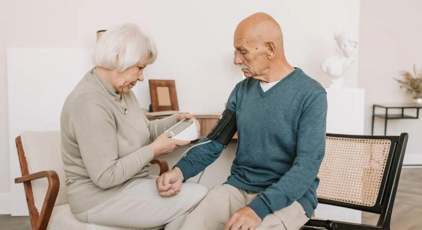 Sokan legyintenek rá, pedig bajt jelezhet, ha ilyen a vérnyomása