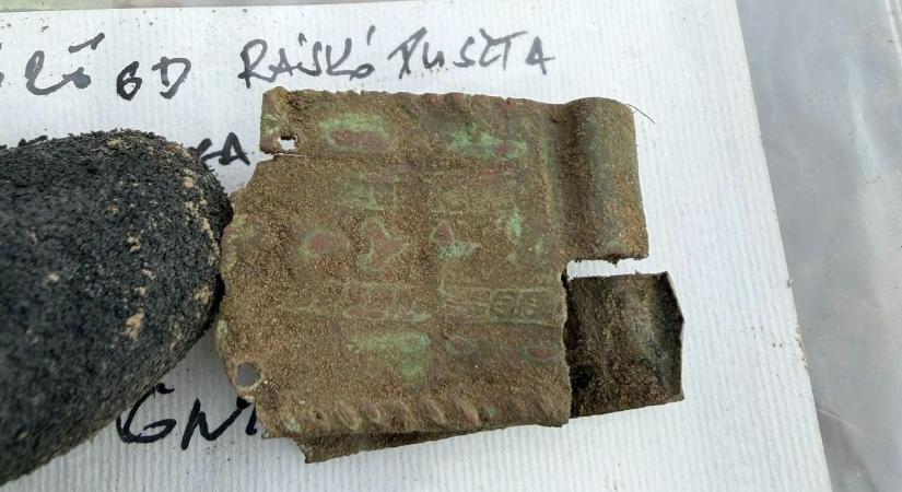 Elfeledett falu nyomaira bukkantak Taliándörögd határában