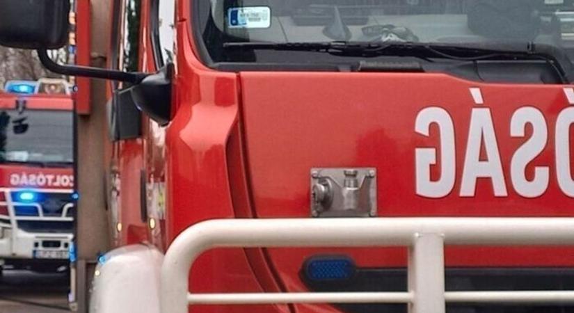 Ismét megindult a forgalom a Budapest–Belgrád-vasútvonalon, egy idős nő vesztette életét a háztűzben