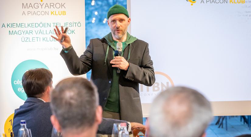 Amikor a Föld lázas, a gépek tanulnak, az ember pedig kimerül – szorongó jövőkép tárul elénk