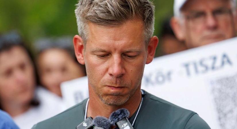 Hoppá: még a választás előtt nyakon csípték Magyar Pétert – ezt mindenkinek tudnia kell